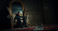 narcissist manipulates others emotionally