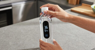 15 Best Smart Water Bottles For Hydration Tracking In 2026