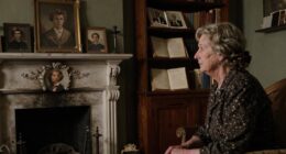 manipulate family narratives